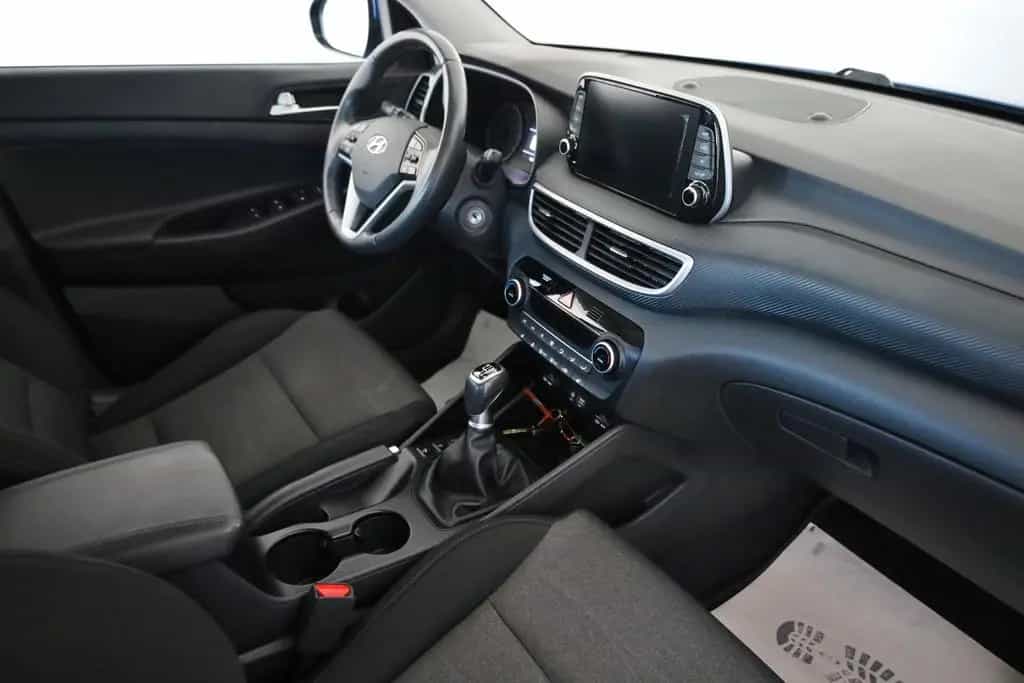 Hyundai TUCSON Advantage 2WD Navi,LED,SH,Kamera,SR+WR 12/2020-photo-2
