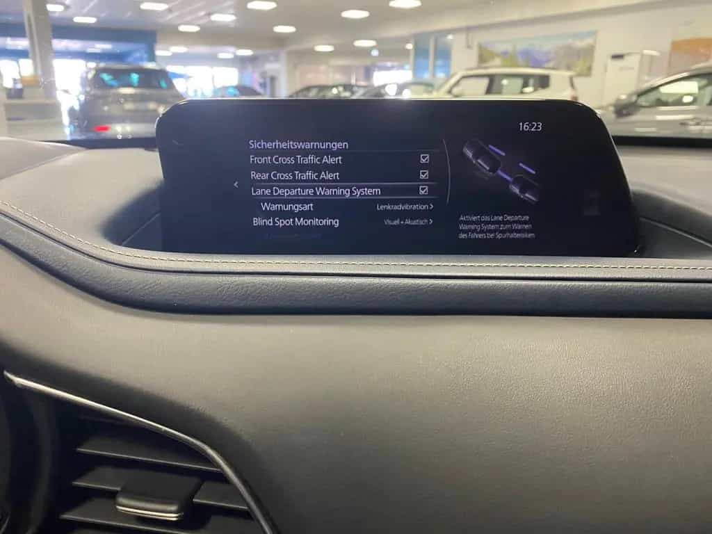 Mazda CX-30 APP+KLIMA+RFK+PDC+NAVI+SITZHEIZ+Head-Up+An 10/2019-photo-19