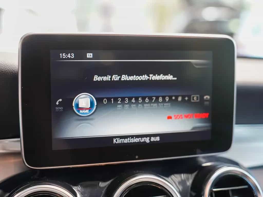 Mercedes-Benz C 200 AVANTGARDE Head-up AHK COMAND LED ILS DVD 03/2014-photo-21