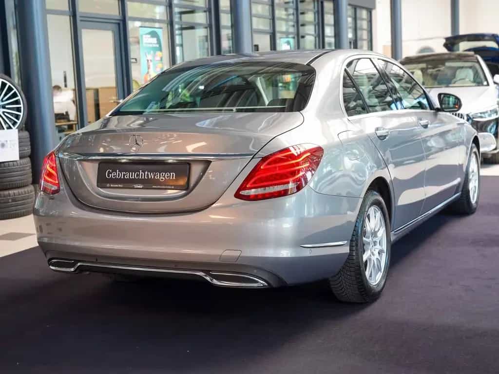 Mercedes-Benz C 200 AVANTGARDE Head-up AHK COMAND LED ILS DVD 03/2014-photo-3