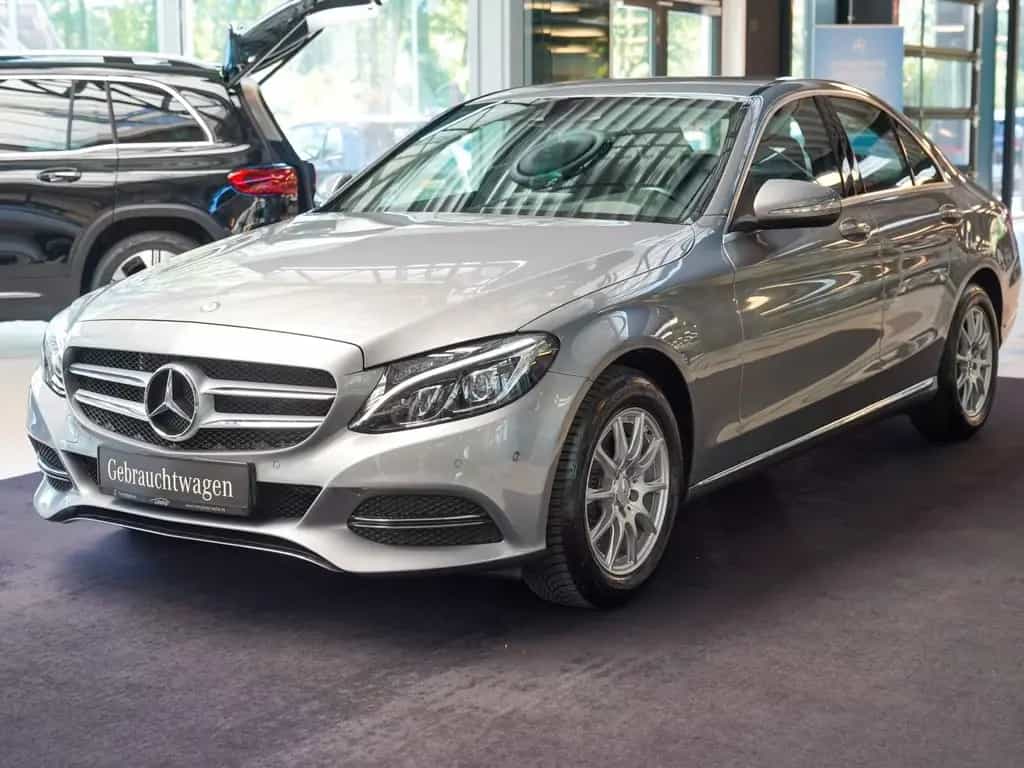 Mercedes-Benz C 200 AVANTGARDE Head-up AHK COMAND LED ILS DVD 03/2014-photo-6