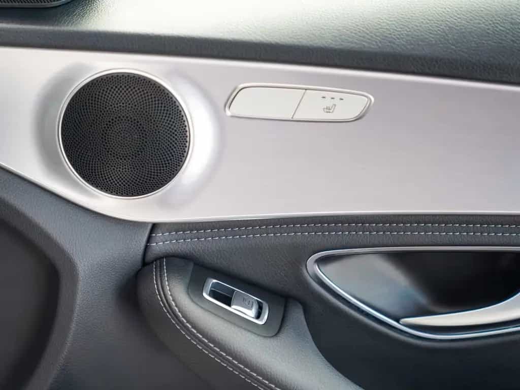 Mercedes-Benz C 200 AVANTGARDE Head-up AHK COMAND LED ILS DVD 03/2014-photo-9