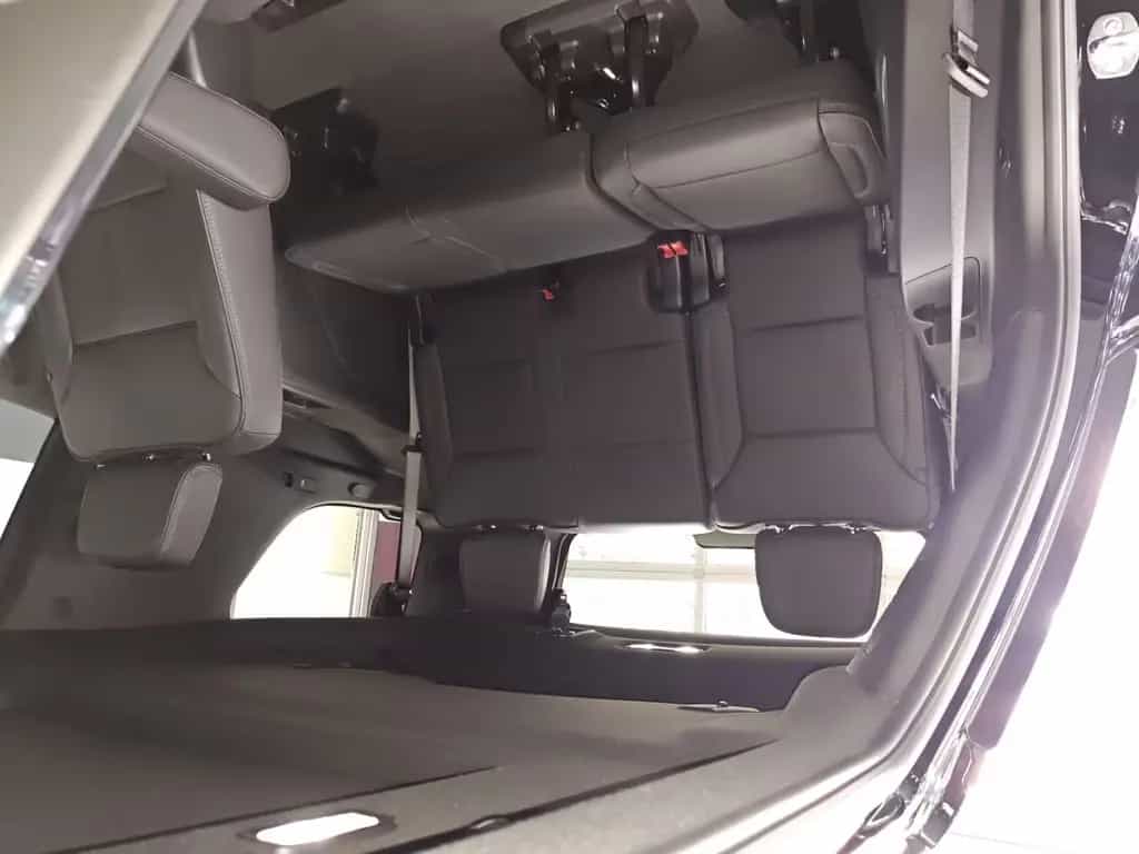 GMC Yukon Denali 2026 Facelift 24"Fonds Monitore HUD null-photo-16