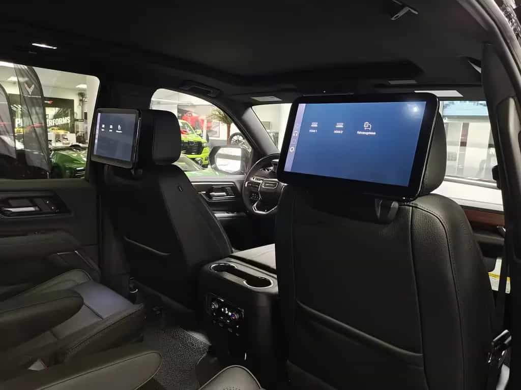 GMC Yukon Denali 2026 Facelift 24"Fonds Monitore HUD null-photo-17