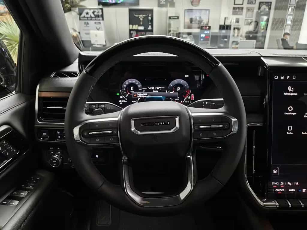 GMC Yukon Denali 2026 Facelift 24"Fonds Monitore HUD null-photo-22