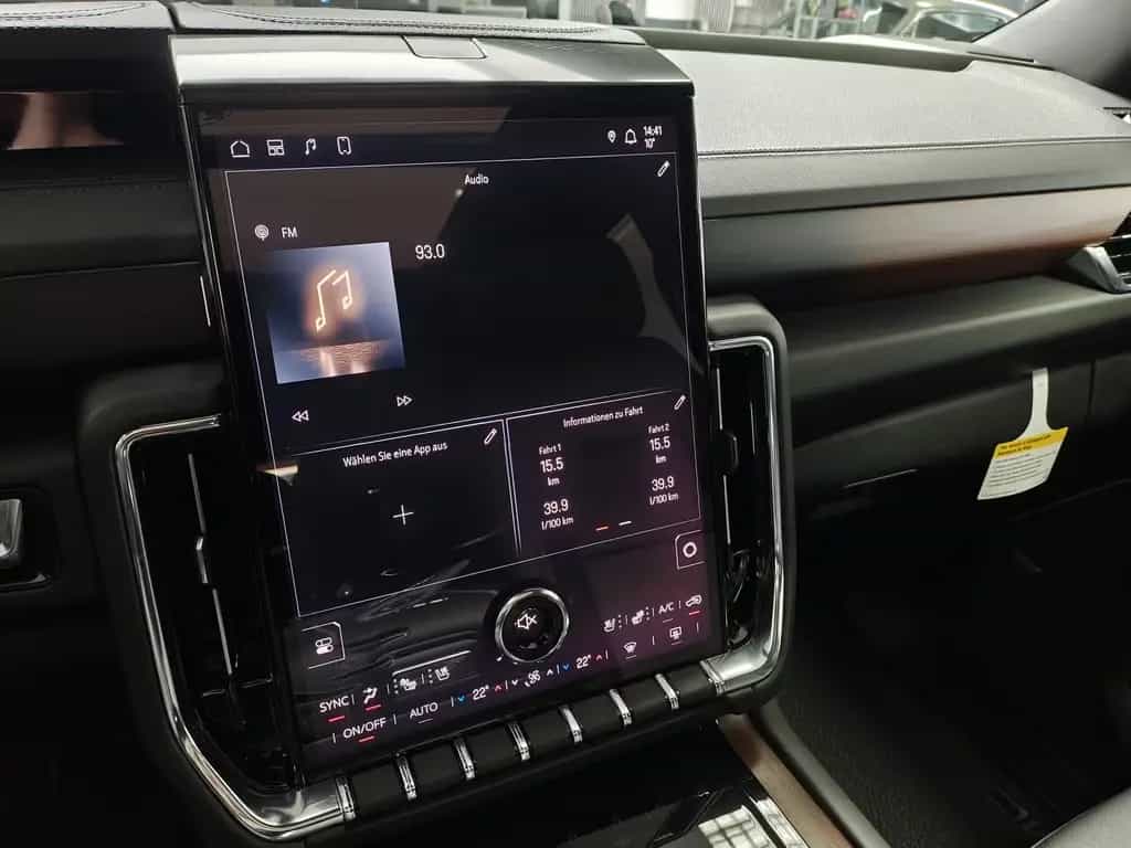 GMC Yukon Denali 2026 Facelift 24"Fonds Monitore HUD null-photo-32