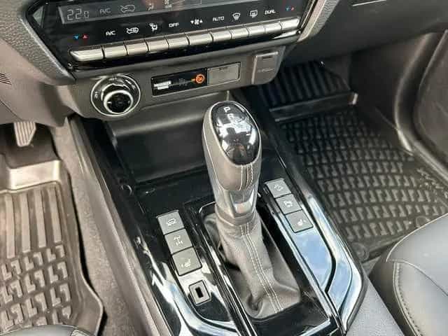 Isuzu Other Double Cab 4WD V-CROSS AT *EXTREM Höher AHK LB* 01/2026-photo-20