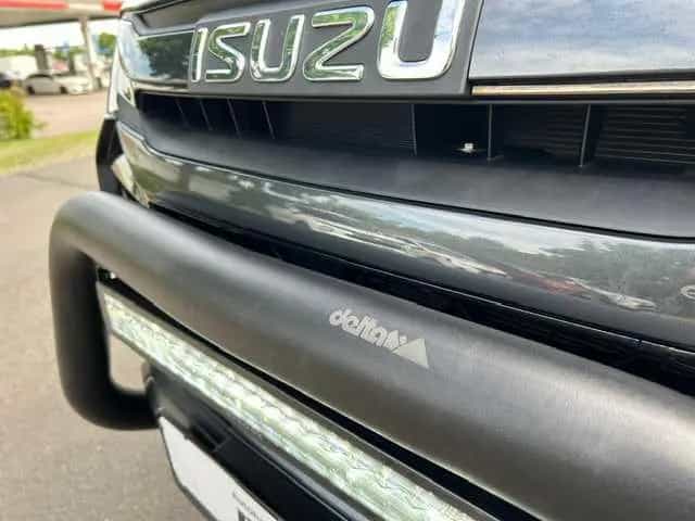 Isuzu Other Double Cab 4WD V-CROSS AT *EXTREM Höher AHK LB* 01/2026-photo-28