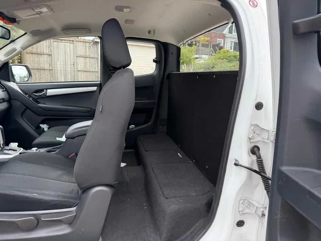 Isuzu D-Max Extra  Cab 4WD IINSTYLE !AUTOMAAT -KLIMA ! 11/2019-photo-13