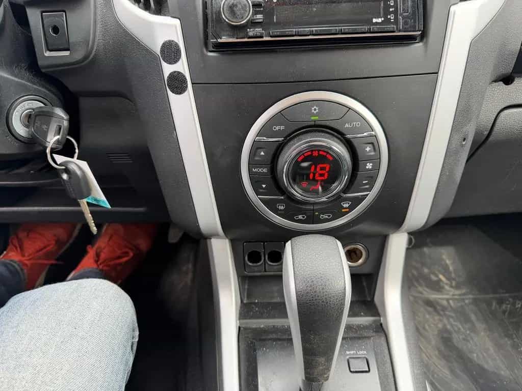 Isuzu D-Max Extra  Cab 4WD IINSTYLE !AUTOMAAT -KLIMA ! 11/2019-photo-17