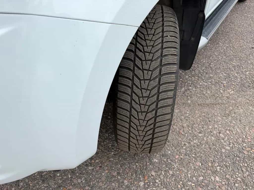 Isuzu D-Max Extra  Cab 4WD IINSTYLE !AUTOMAAT -KLIMA ! 11/2019-photo-3