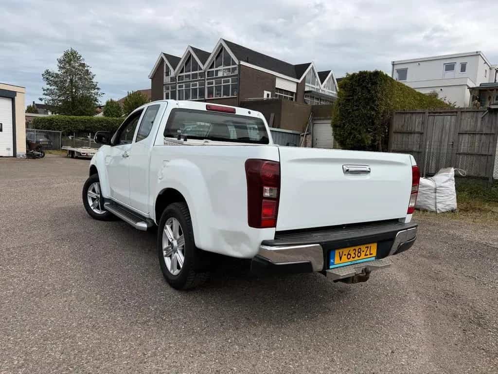 Isuzu D-Max Extra  Cab 4WD IINSTYLE !AUTOMAAT -KLIMA ! 11/2019-photo-7