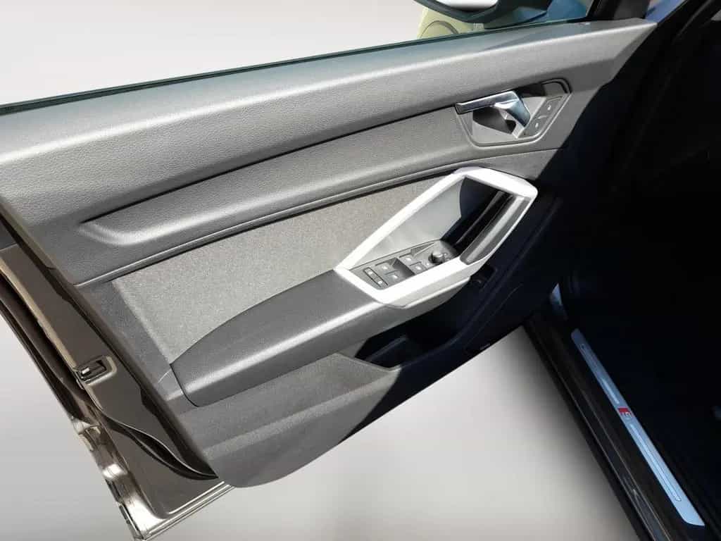 Audi Q3 Sportback 40 TFSI quattro S-Line Matrix RFK 02/2022-photo-14