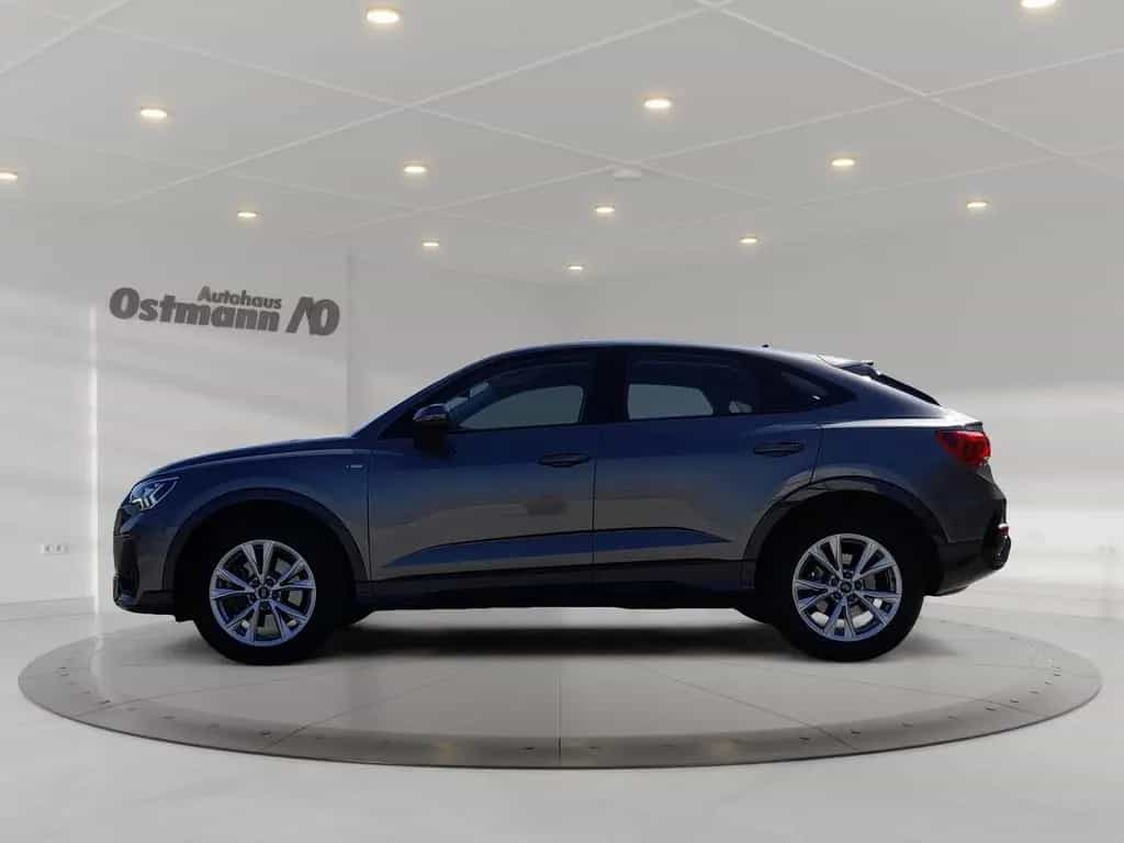 Audi Q3 Sportback 40 TFSI quattro S-Line Matrix RFK 02/2022-photo-2