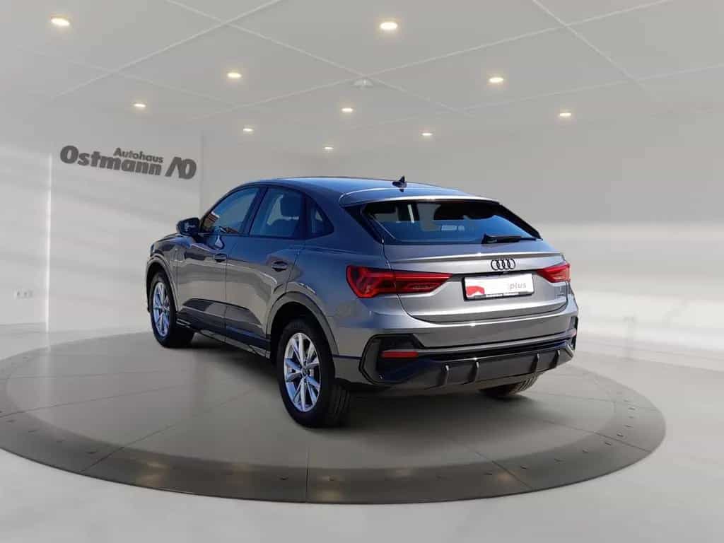 Audi Q3 Sportback 40 TFSI quattro S-Line Matrix RFK 02/2022-photo-3