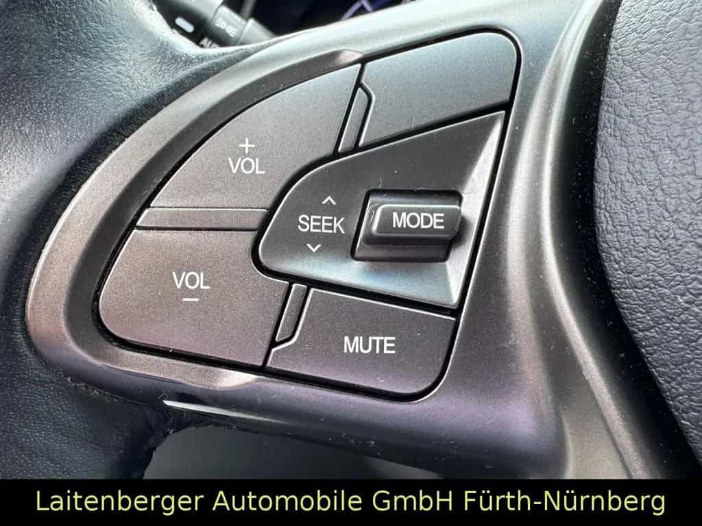 Ssangyong REXTON Executive 4WD*LED*NAVI*LEDER*AHK*7-SITZER 03/2017-photo-27