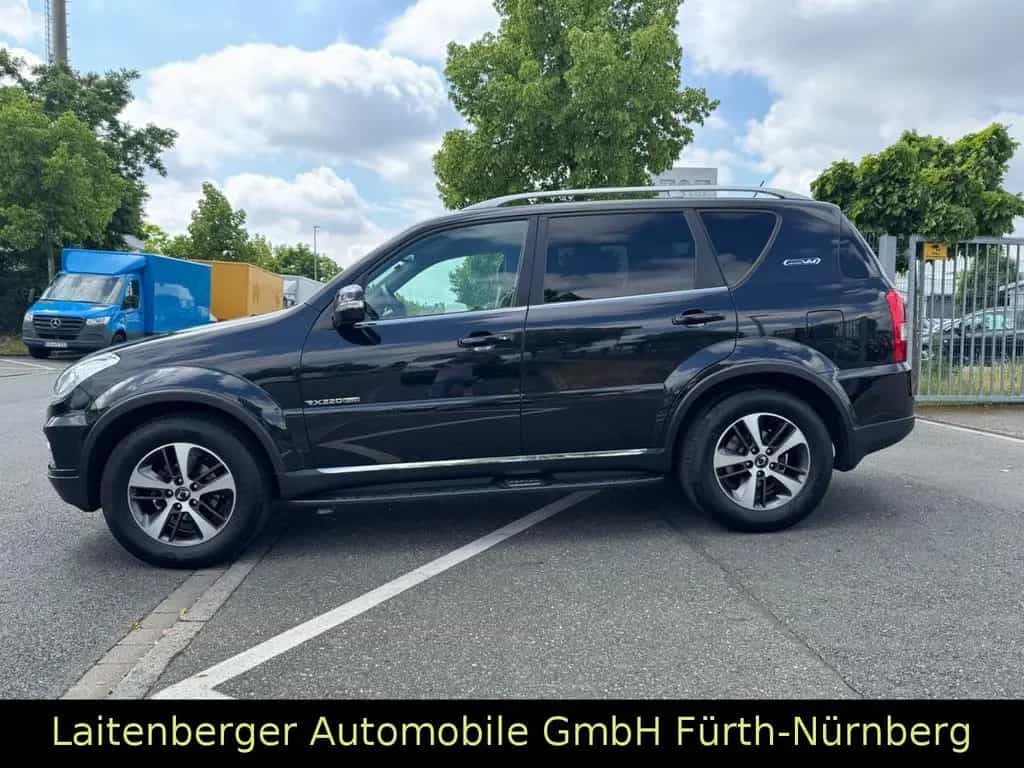 Ssangyong REXTON Executive 4WD*LED*NAVI*LEDER*AHK*7-SITZER 03/2017-photo-7