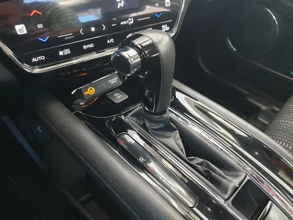 Honda HR-V 1.5i-VTEC *AUTOMATIK* Executive | AHK 03/2016-photo-18
