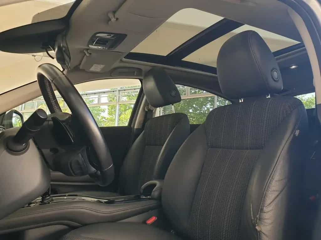 Honda HR-V 1.5i-VTEC *AUTOMATIK* Executive | AHK 03/2016-photo-19
