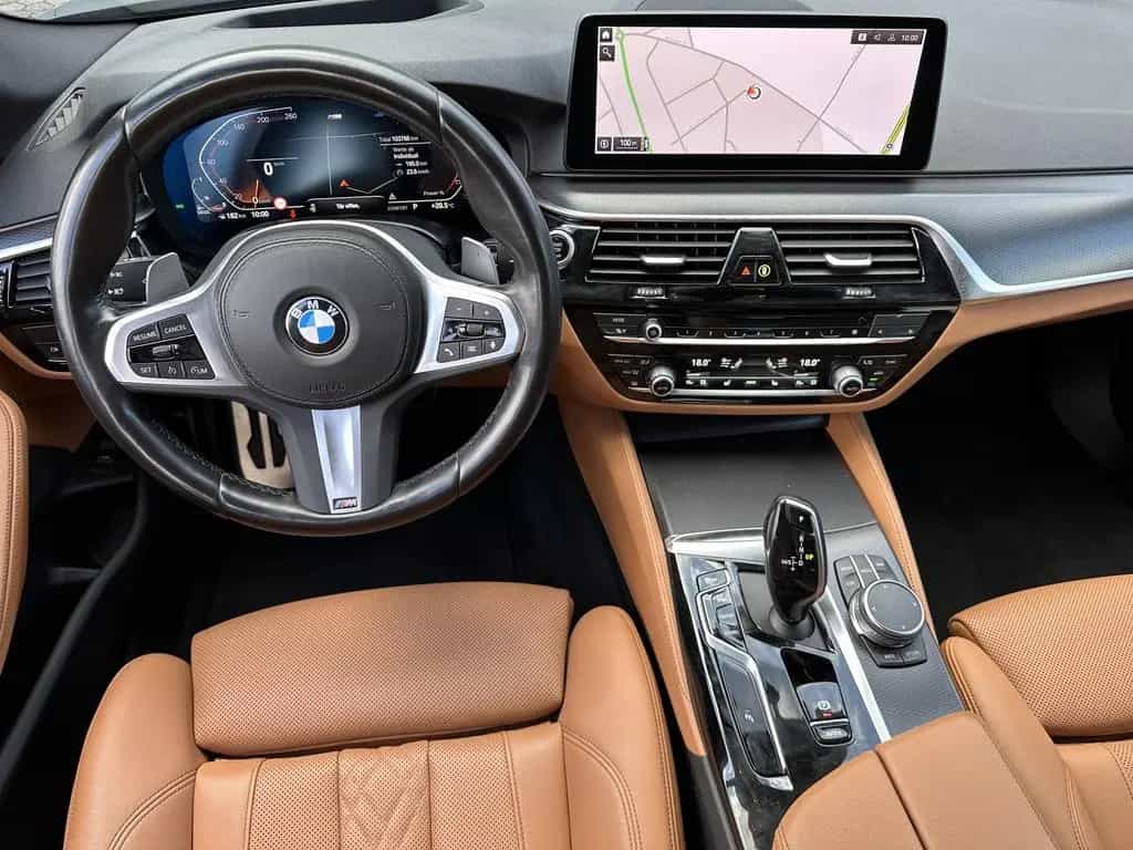 BMW 520 d Touring M-Sport NAV+LASER+HEAD-UP+19ZO+KAME 05/2022-photo-10