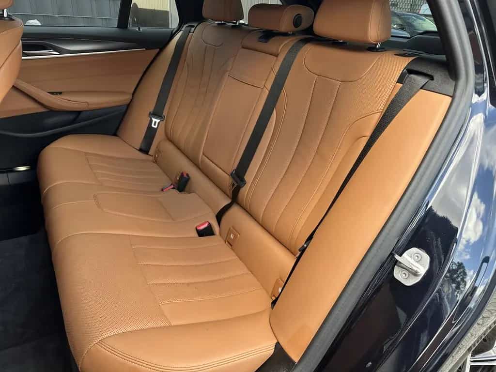 BMW 520 d Touring M-Sport NAV+LASER+HEAD-UP+19ZO+KAME 05/2022-photo-9