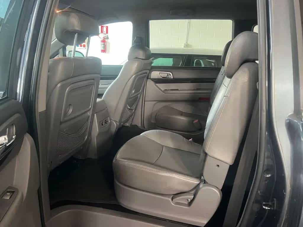 Ssangyong Rodius 2.2 Diesel 4WD A/T Classy Pelle 04/2016-photo-10
