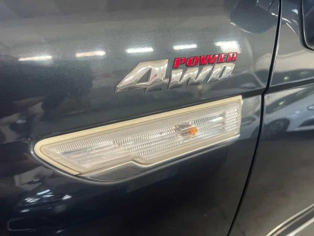 Ssangyong Rodius 2.2 Diesel 4WD A/T Classy Pelle 04/2016-photo-5