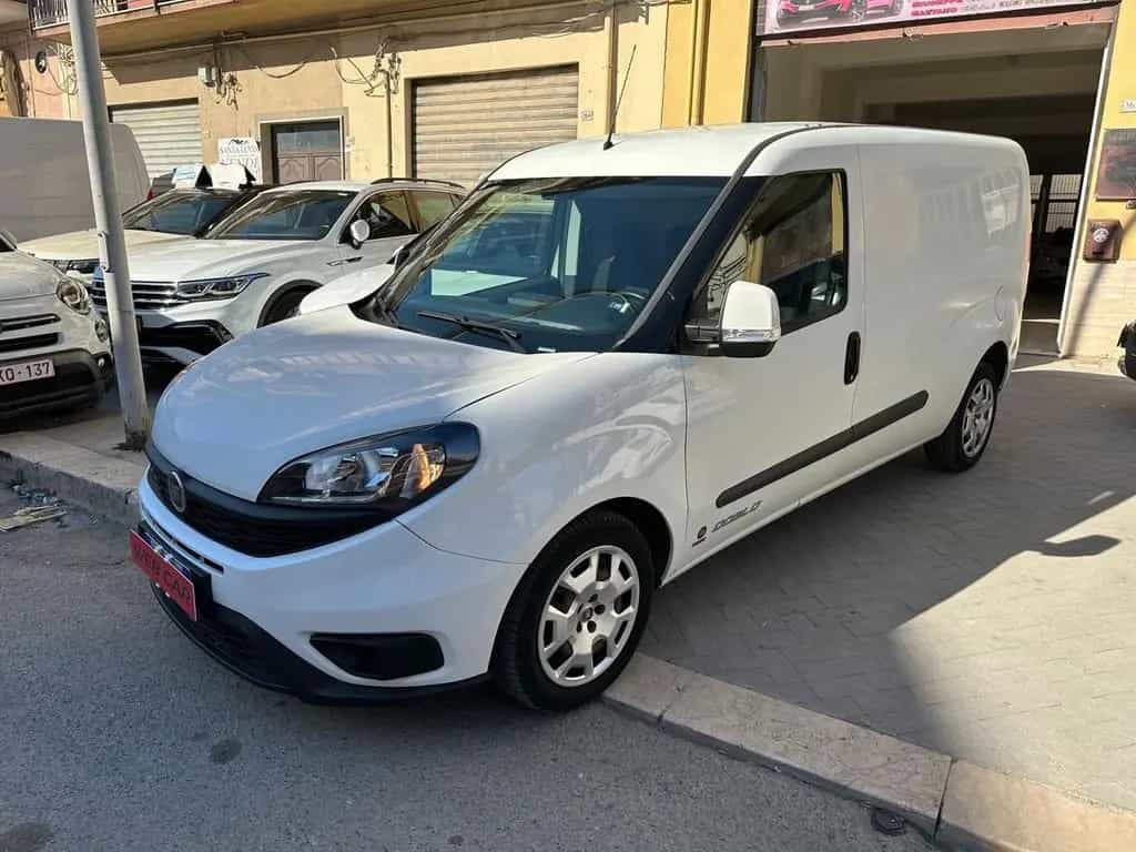 Fiat Other Doblo Doblò 1.6 MJT 105CV Cargo Maxi Lamier 05/2018-photo-1