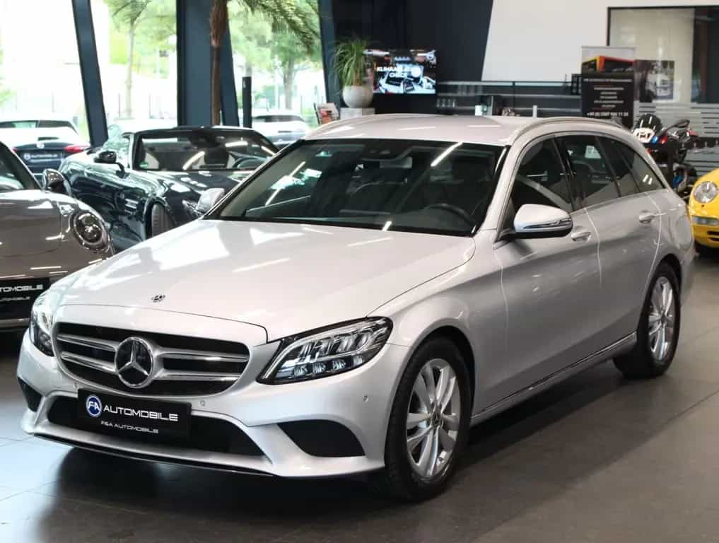 Mercedes-Benz C 200 T Avantgarde Distronic*elekt. AHK*LED 07/2018-photo-0