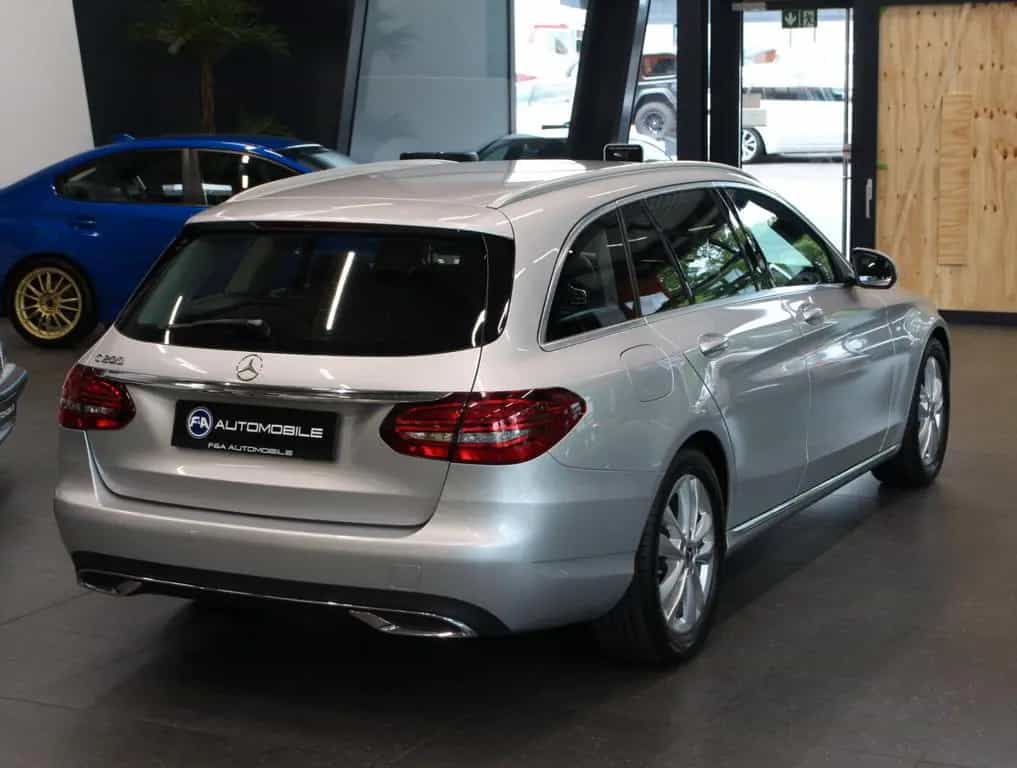 Mercedes-Benz C 200 T Avantgarde Distronic*elekt. AHK*LED 07/2018-photo-4