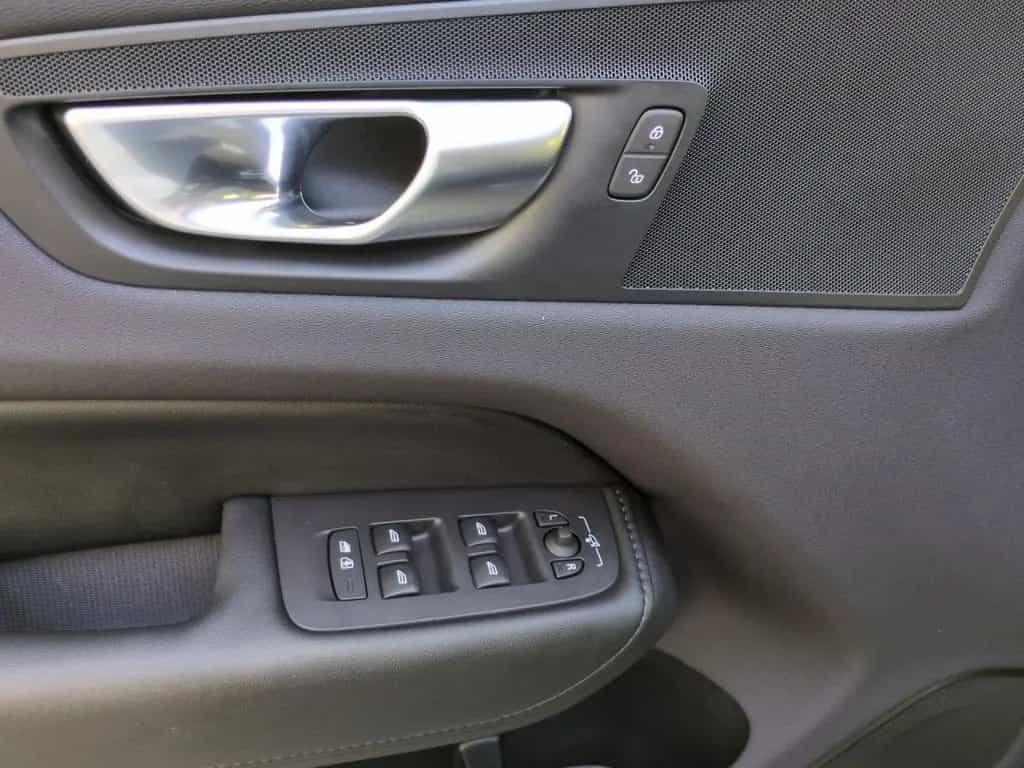 Volvo XC60 XC 60 Core 2WD 03/2024-photo-11