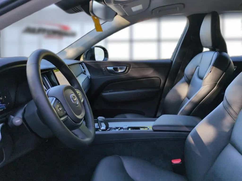 Volvo XC60 XC 60 Core 2WD 03/2024-photo-12