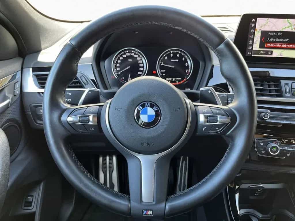 BMW X2 sDrive 20i M Sport Navi+ HUD HIFI DAB AHK 18" 12/2020-photo-12