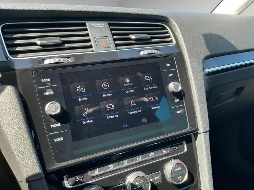 Volkswagen Golf VII 1.5 TSI DSG Highline R-LINE EXT., NAVI 09/2019-photo-17