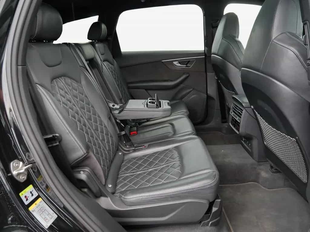 Audi SQ7 Pano*7Sitze*AHK*Stand*HuD*S-Sitze*Air*360° 02/2022-photo-15