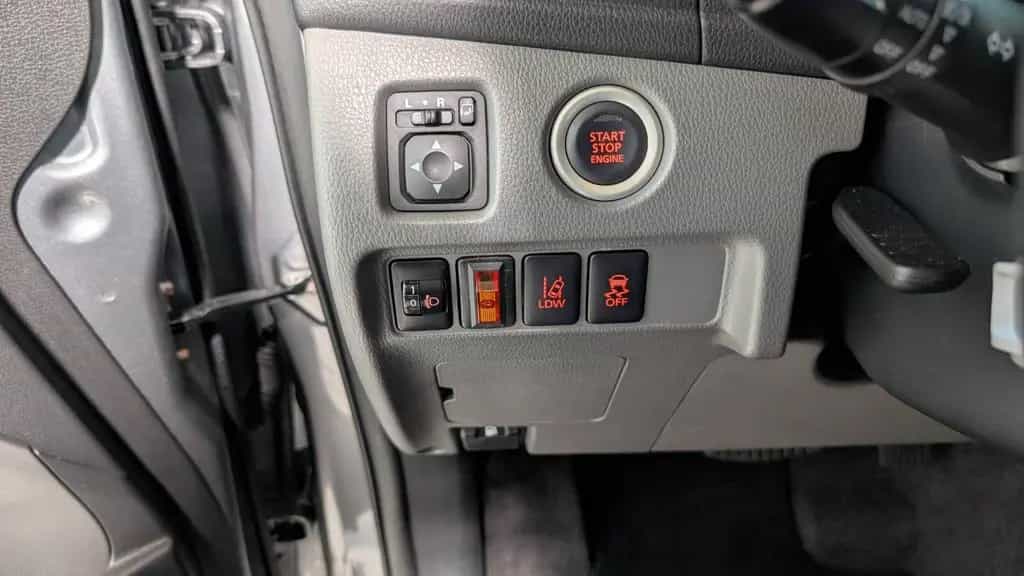Mitsubishi L200 2.4 DI-D Top AT/4WD/AHK/LEDER/1.H/ 04/2016-photo-5
