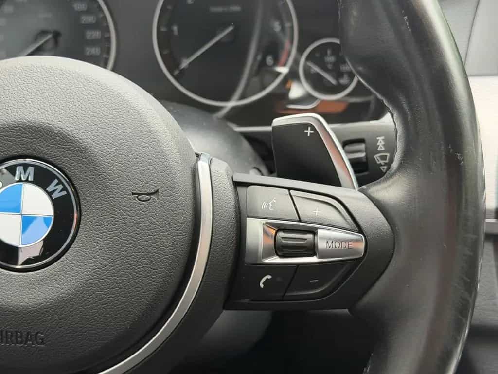 BMW 520 D xDrive M-Sportpaket Xenon Navi Ambiente 06/2016-photo-35