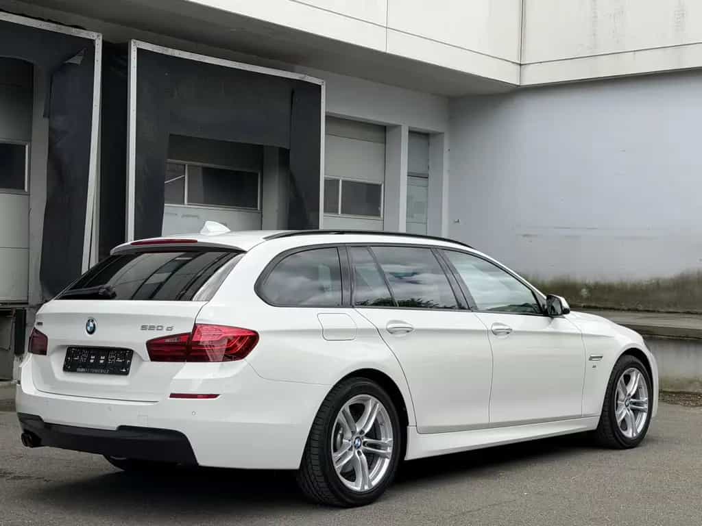 BMW 520 D xDrive M-Sportpaket Xenon Navi Ambiente 06/2016-photo-5