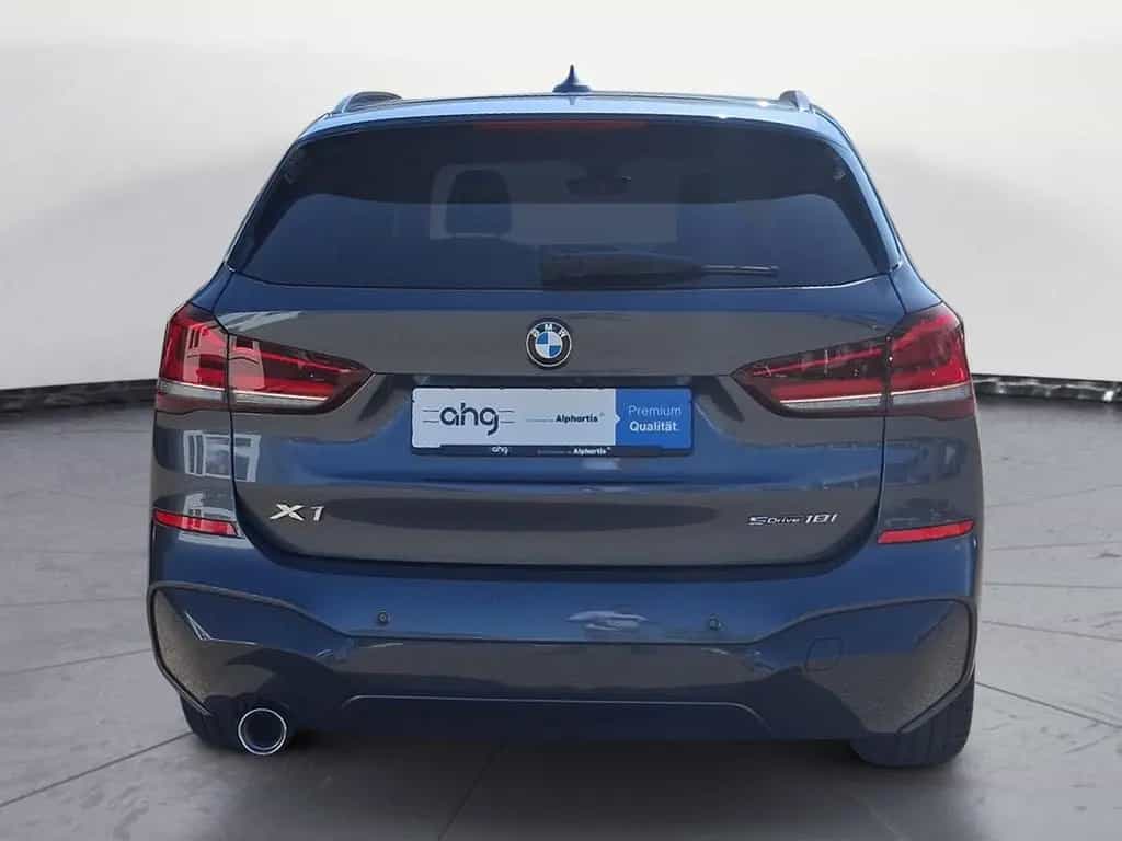 BMW X1 sDrive18i M Sport Klimaaut. Sportsitze AHK 02/2022-photo-4