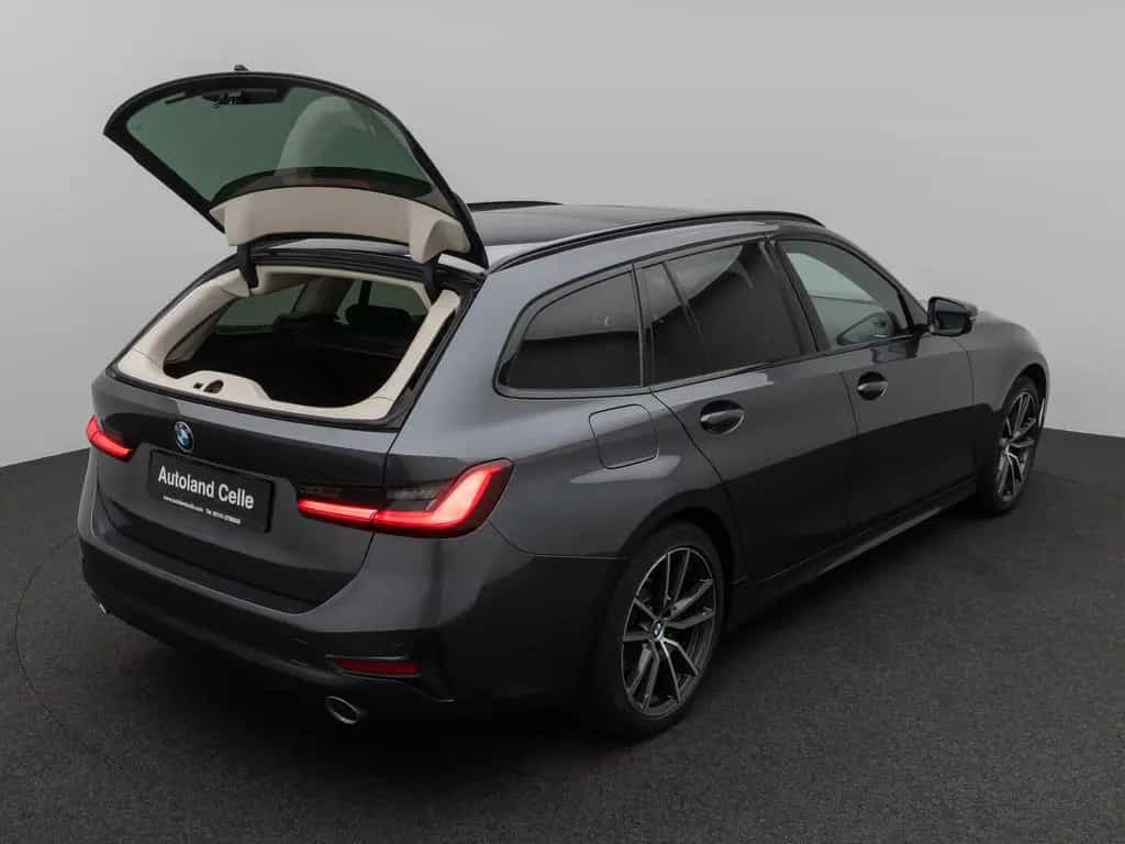 BMW 320 d xD  Sport Line Panorama DAB H/K Stop&Go AHK 03/2021-photo-13