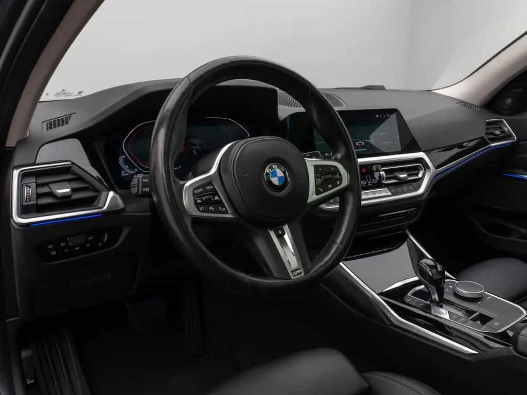 BMW 320 d xD  Sport Line Panorama DAB H/K Stop&Go AHK 03/2021-photo-20