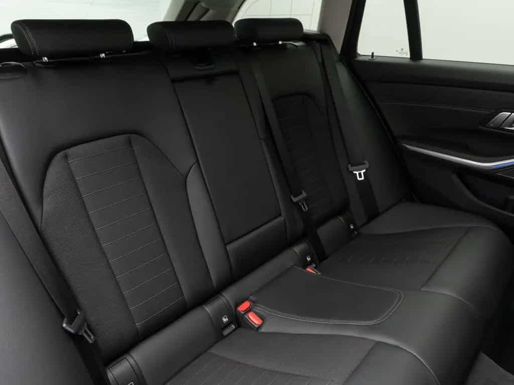 BMW 320 d xD  Sport Line Panorama DAB H/K Stop&Go AHK 03/2021-photo-28