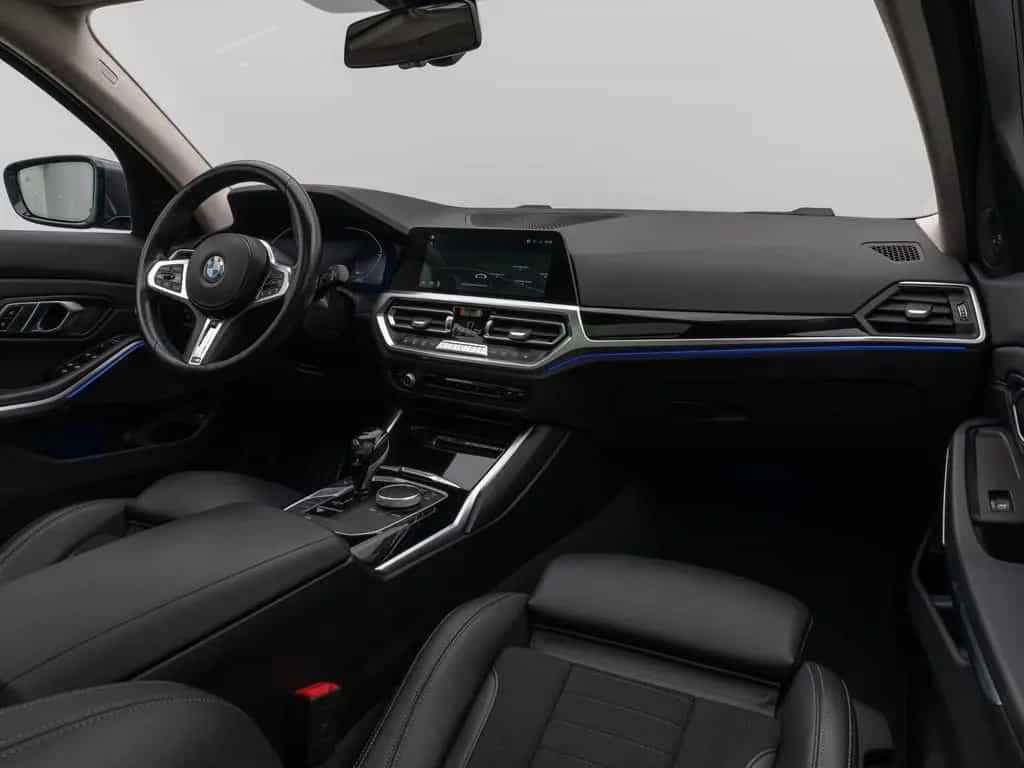BMW 320 d xD  Sport Line Panorama DAB H/K Stop&Go AHK 03/2021-photo-41