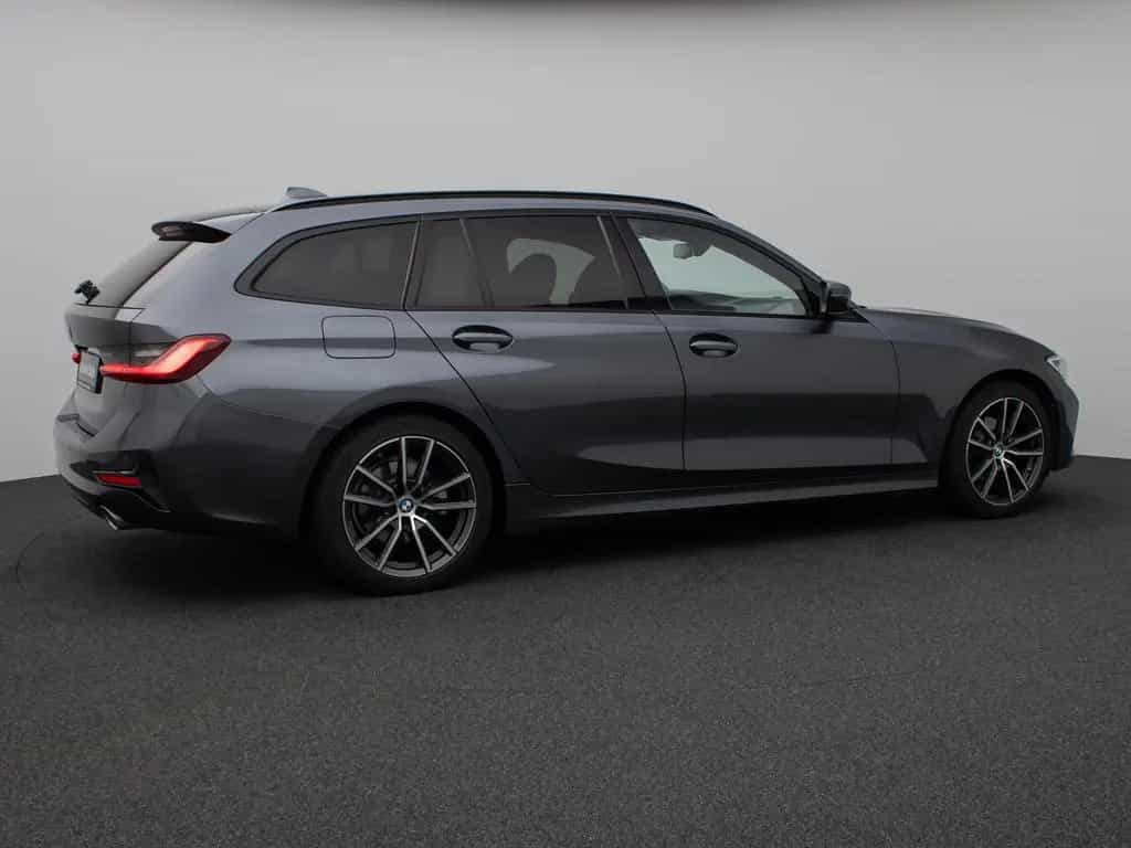 BMW 320 d xD  Sport Line Panorama DAB H/K Stop&Go AHK 03/2021-photo-5