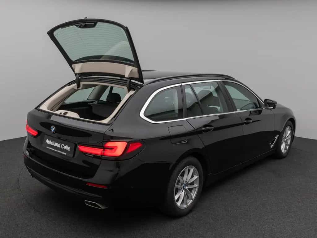 BMW 520 d xD Kamera HUD DAB 4xKlima Sport Leder Alarm 03/2023-photo-12