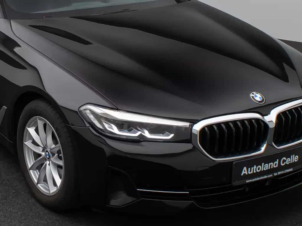 BMW 520 d xD Kamera HUD DAB 4xKlima Sport Leder Alarm 03/2023-photo-18