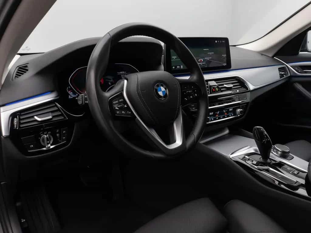 BMW 520 d xD Kamera HUD DAB 4xKlima Sport Leder Alarm 03/2023-photo-20