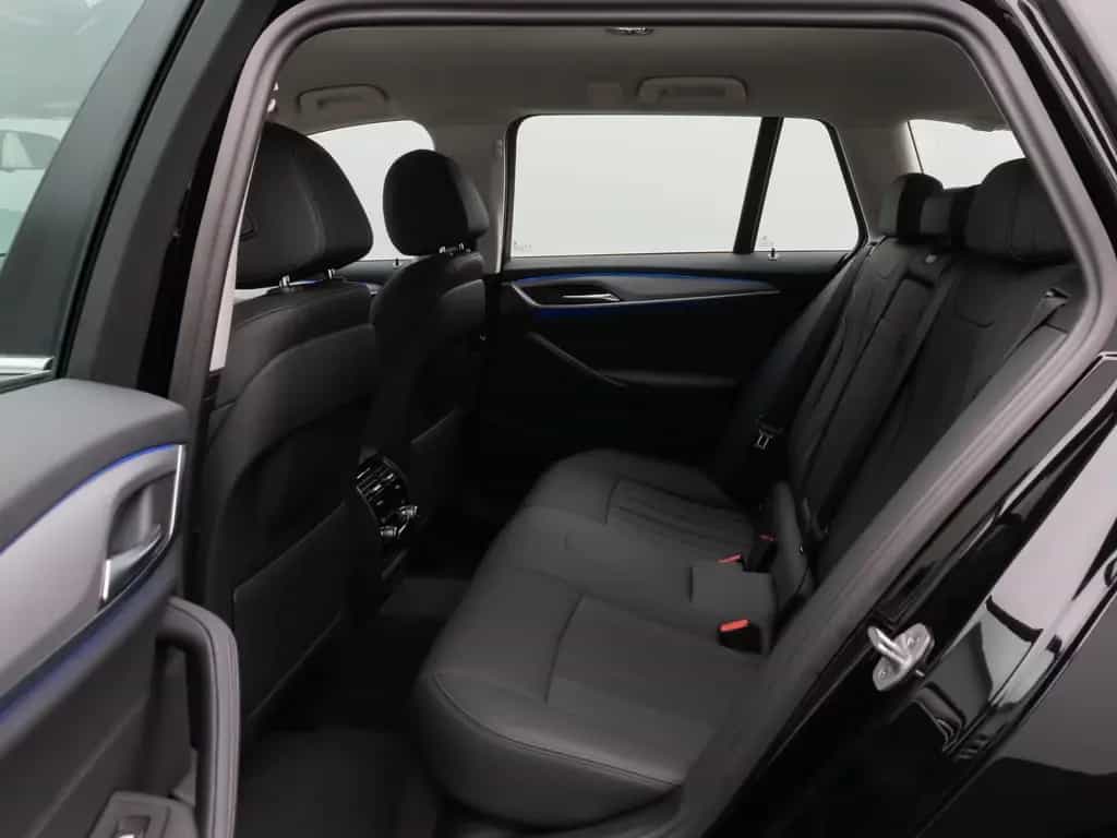 BMW 520 d xD Kamera HUD DAB 4xKlima Sport Leder Alarm 03/2023-photo-25