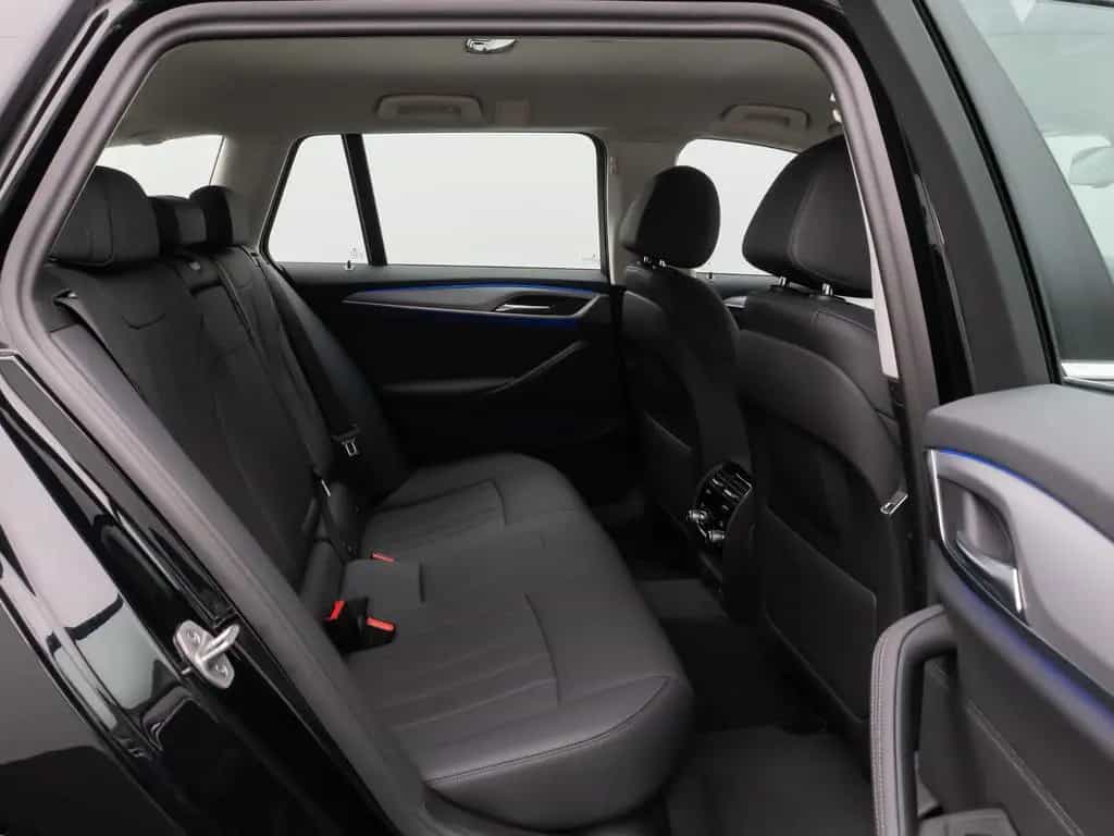 BMW 520 d xD Kamera HUD DAB 4xKlima Sport Leder Alarm 03/2023-photo-26