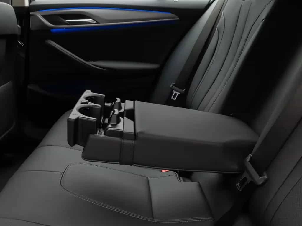BMW 520 d xD Kamera HUD DAB 4xKlima Sport Leder Alarm 03/2023-photo-28